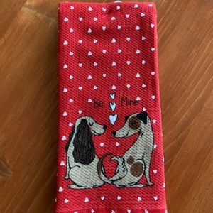 - 🔵 2/$18 Kitchen towel set